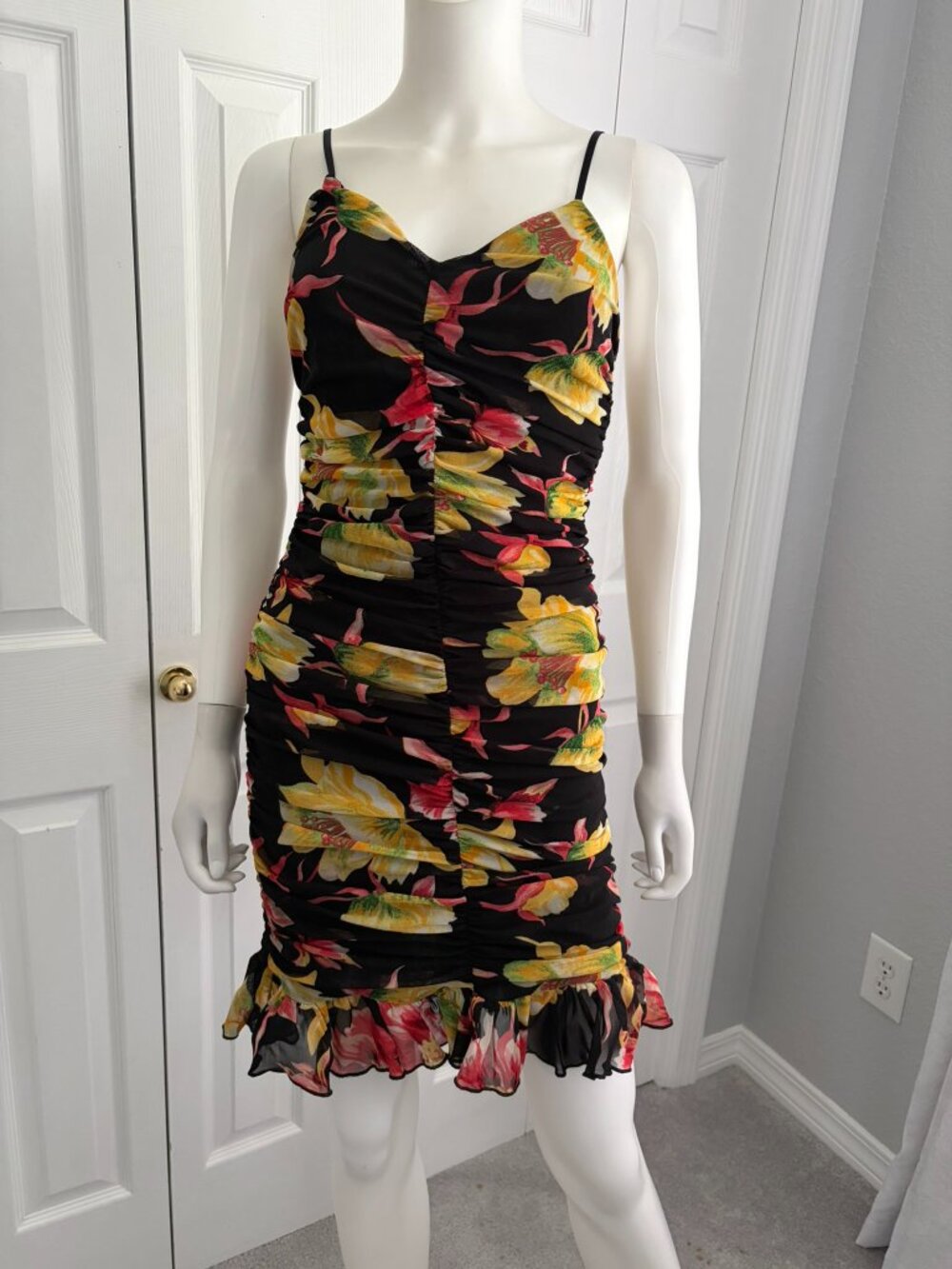 obsessed boutique size medium black floral print mini bodycon dress y2k sexy